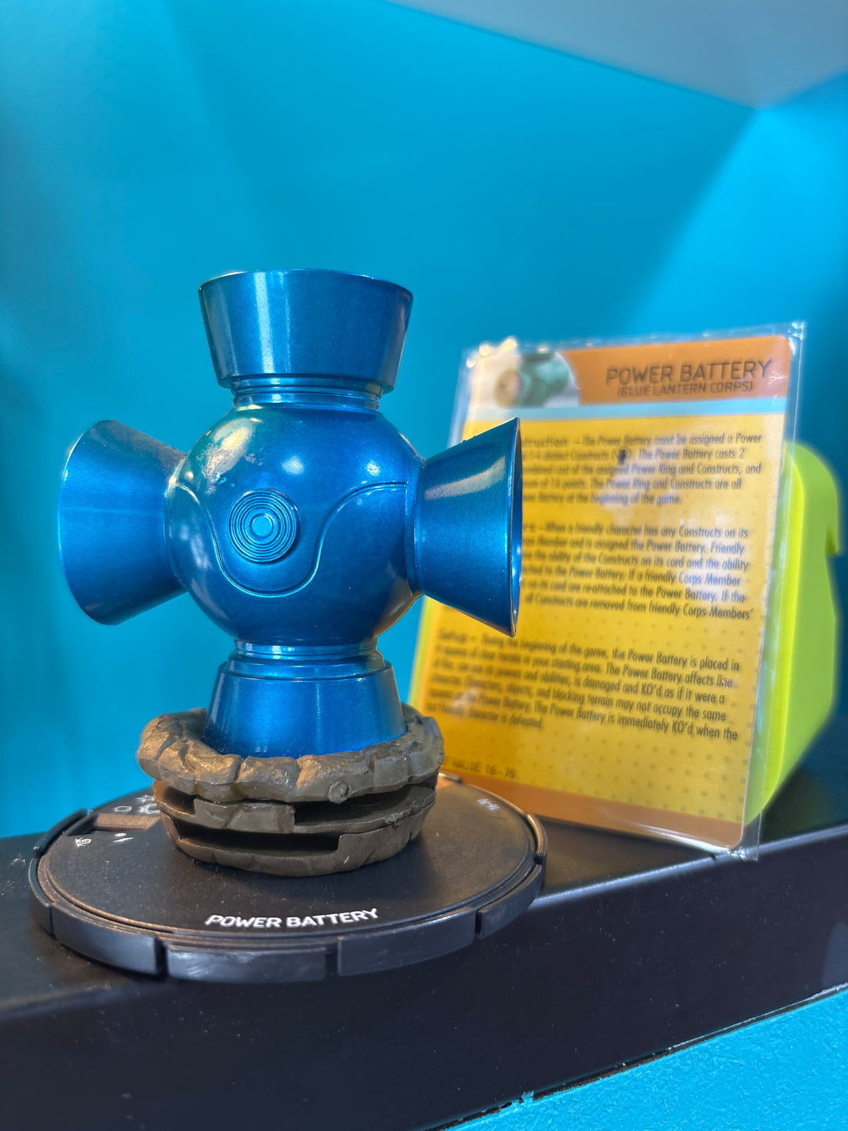 DC Heroclix - War of Light - Super Rares, Chases and Everything Else