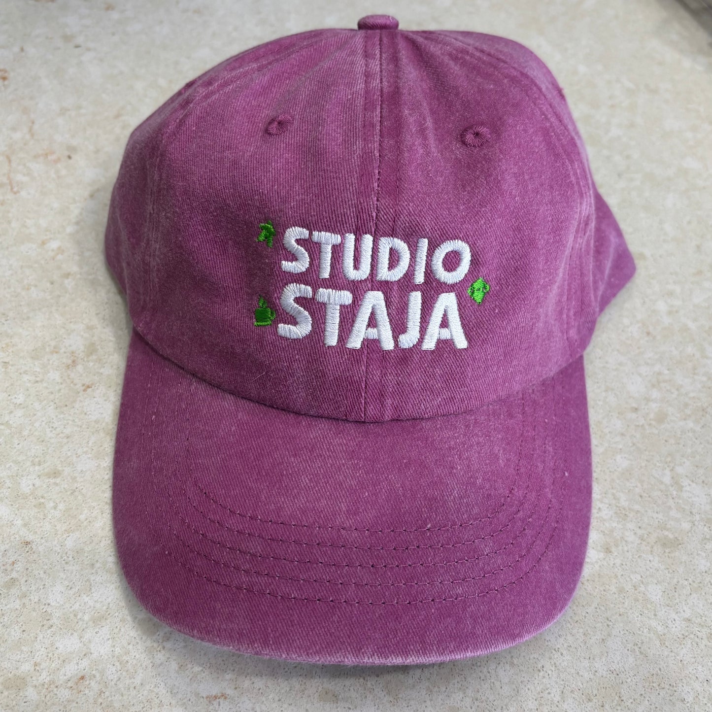 Studio Staja caps