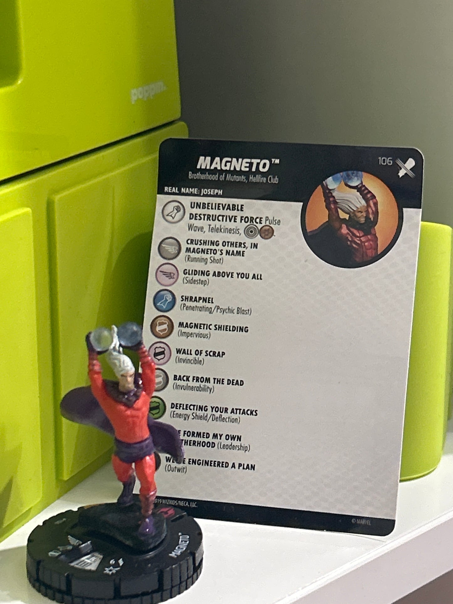 Marvel Heroclix - Wolverine vs Cyclops: X-Men Regenesis