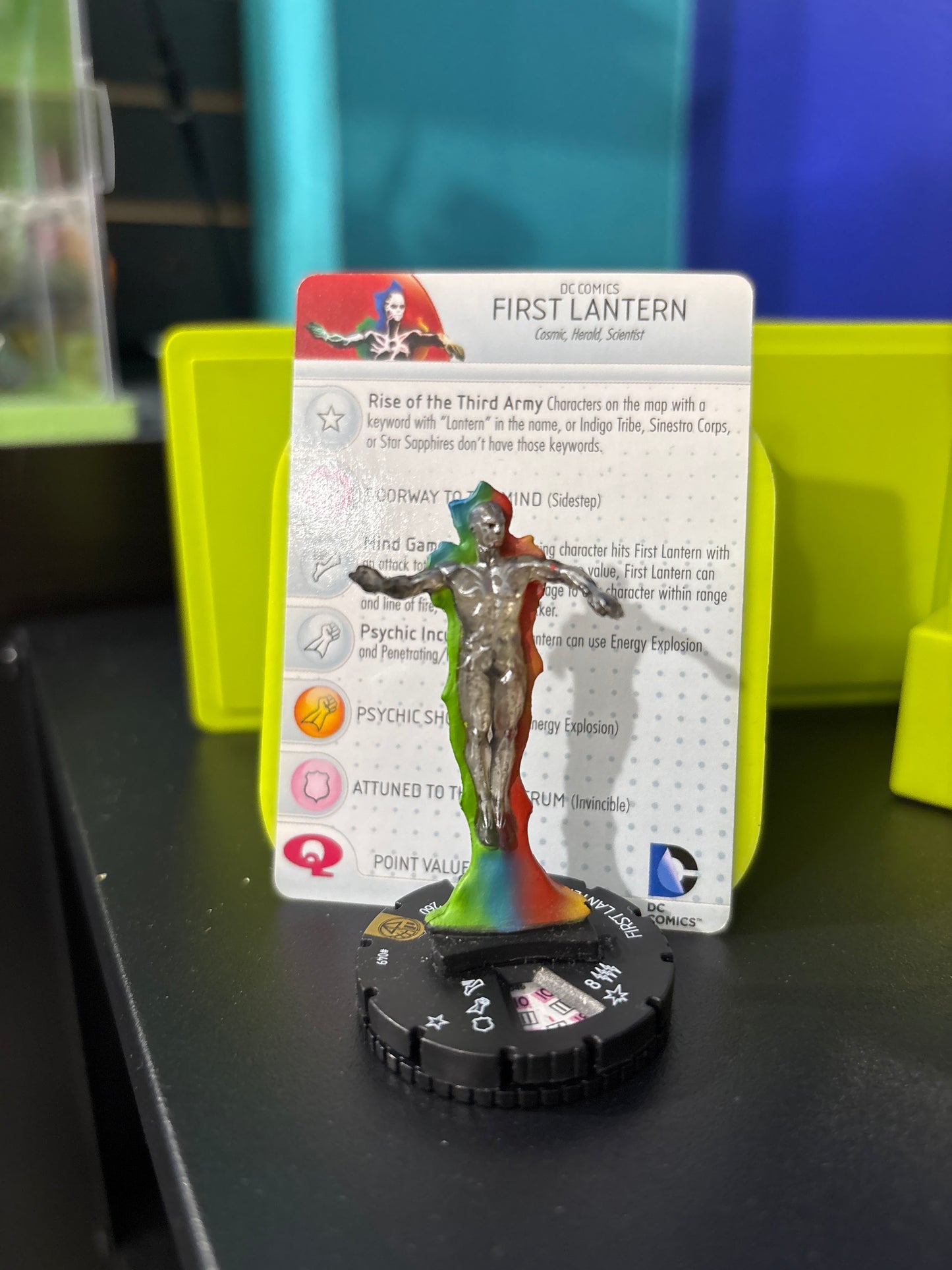 DC Heroclix - War of Light - Super Rares, Chases and Everything Else