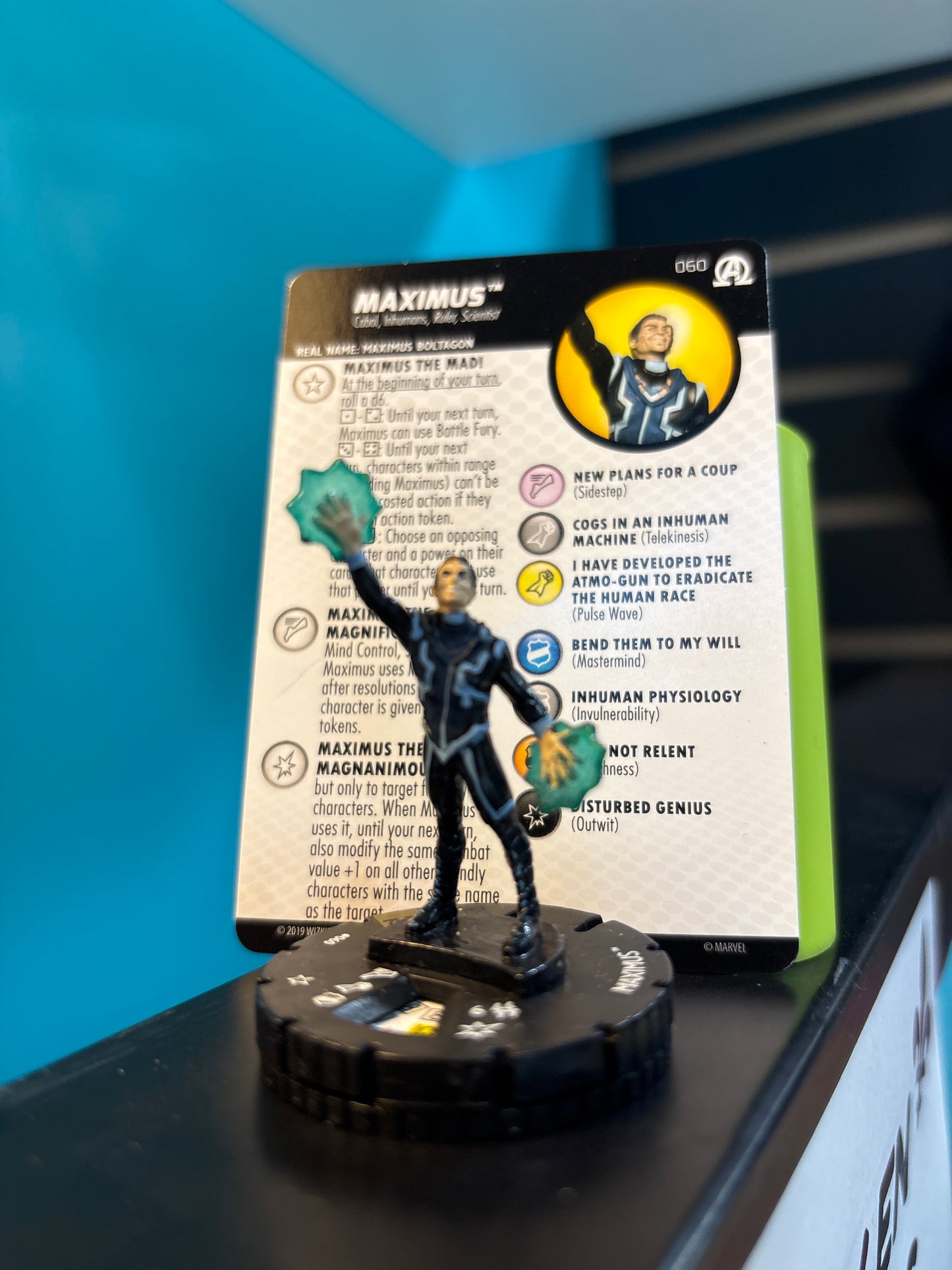 Marvel Heroclix - Avengers Black Panther and the Illuminati - Super Rares, Chases and Everything Else