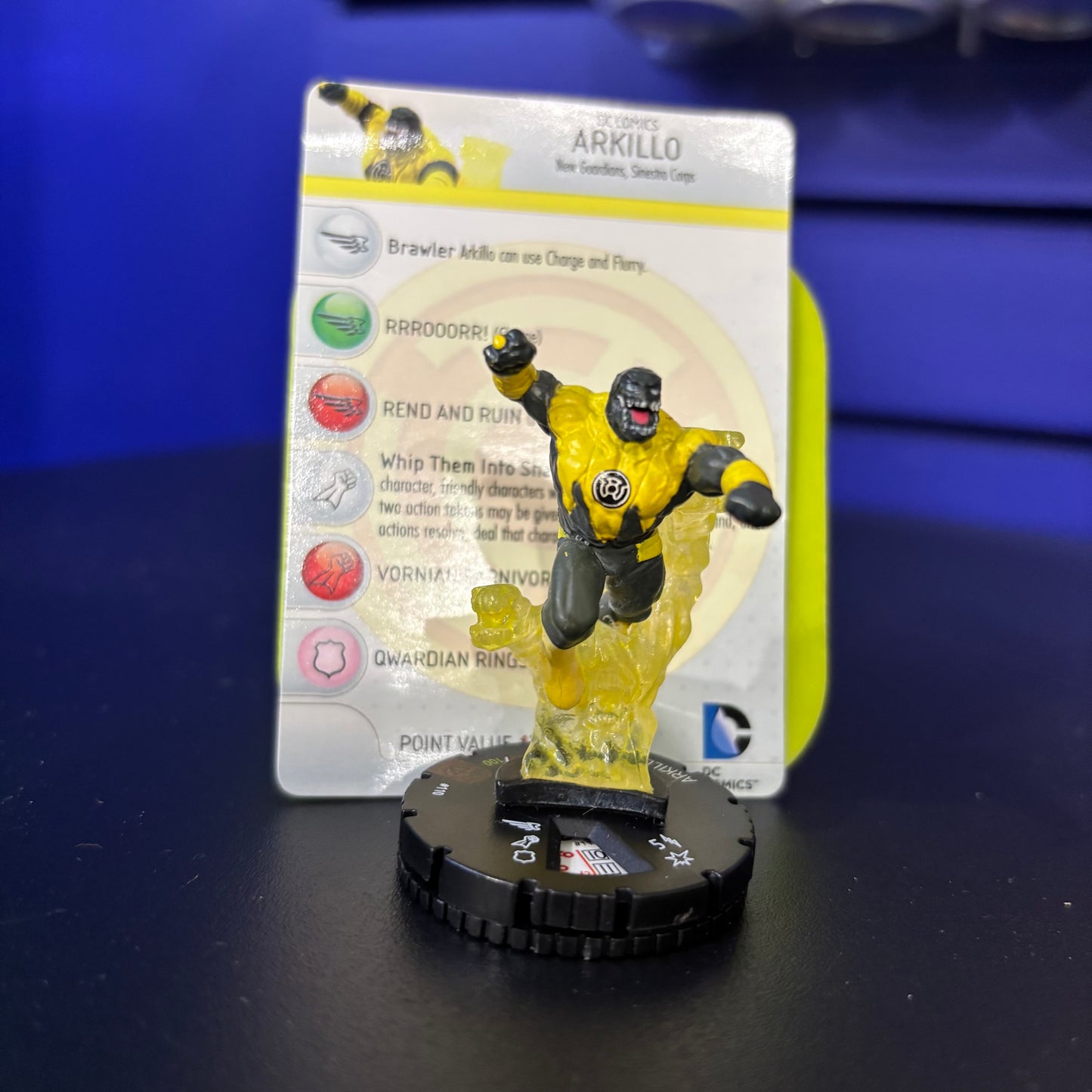 DC Heroclix - War of Light - Super Rares, Chases and Everything Else