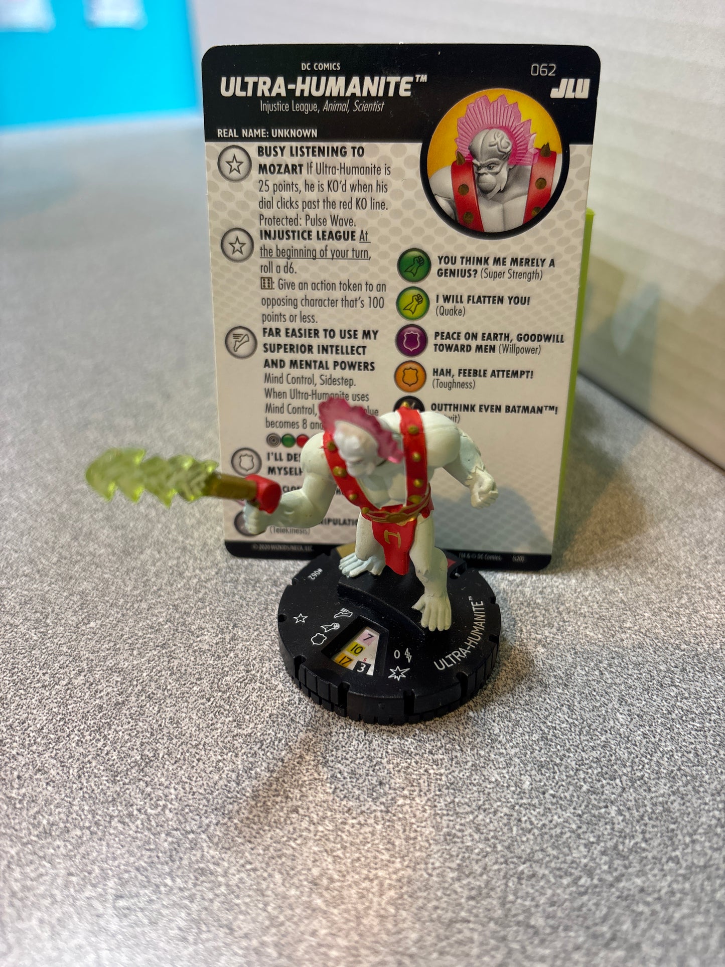 Heroclix DC : Justice League Unlimited Super Rares, Chases and Everything Else