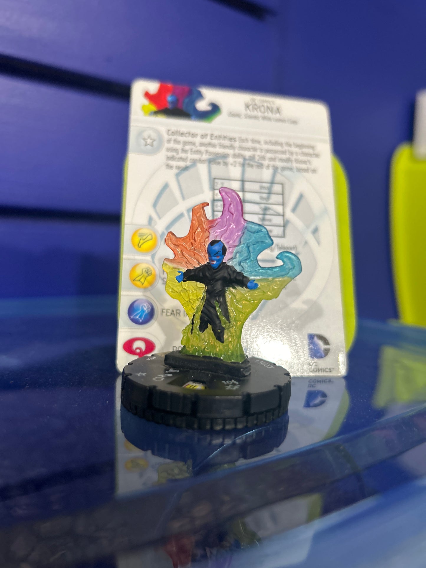 DC Heroclix - War of Light - Super Rares, Chases and Everything Else
