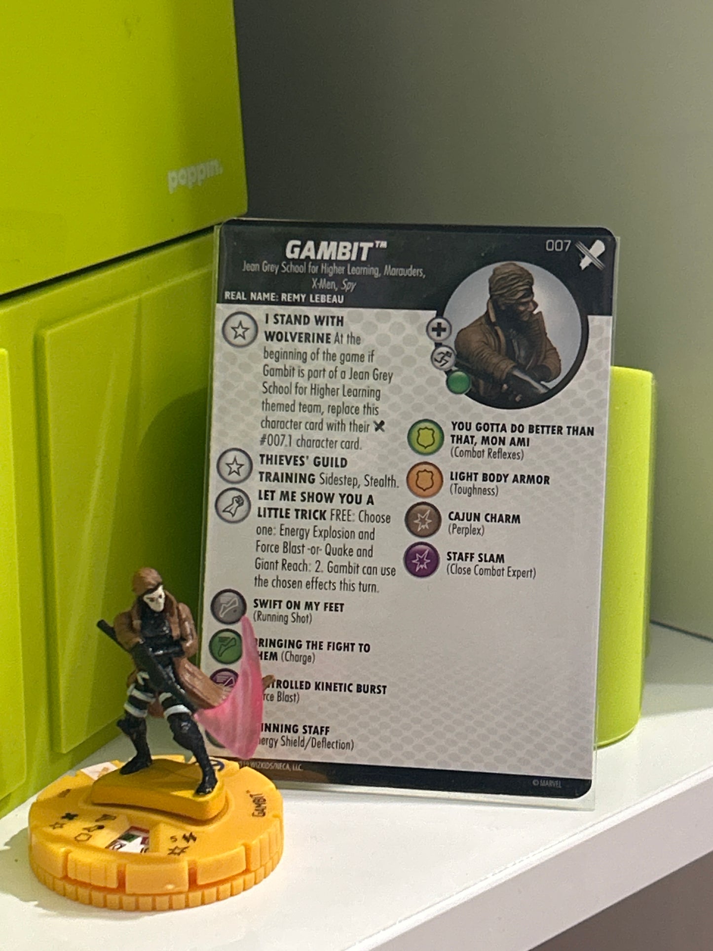 Marvel Heroclix - Wolverine vs Cyclops: X-Men Regenesis