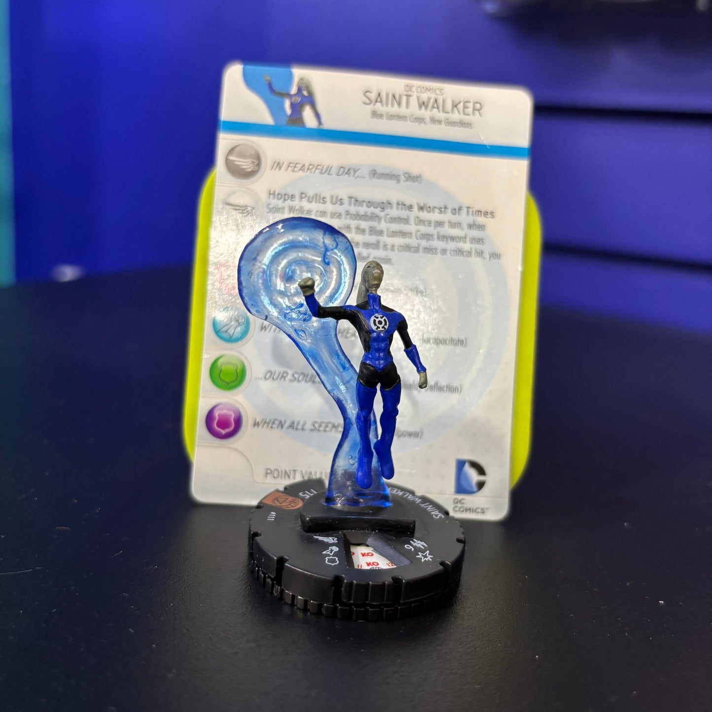 DC Heroclix - War of Light - Super Rares, Chases and Everything Else