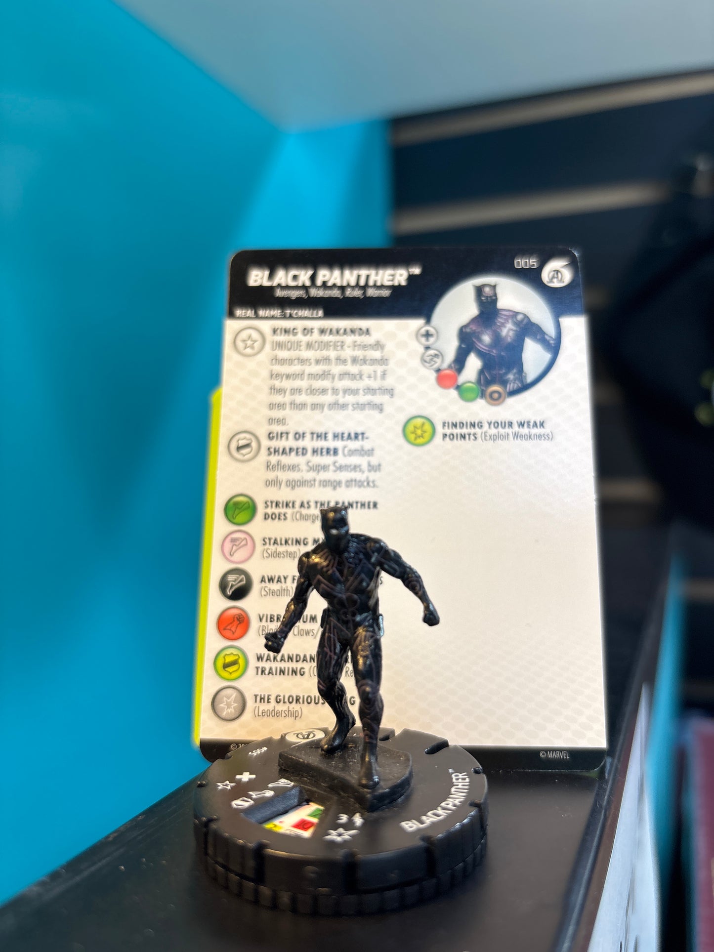 Marvel Heroclix - Avengers Black Panther and the Illuminati - Super Rares, Chases and Everything Else