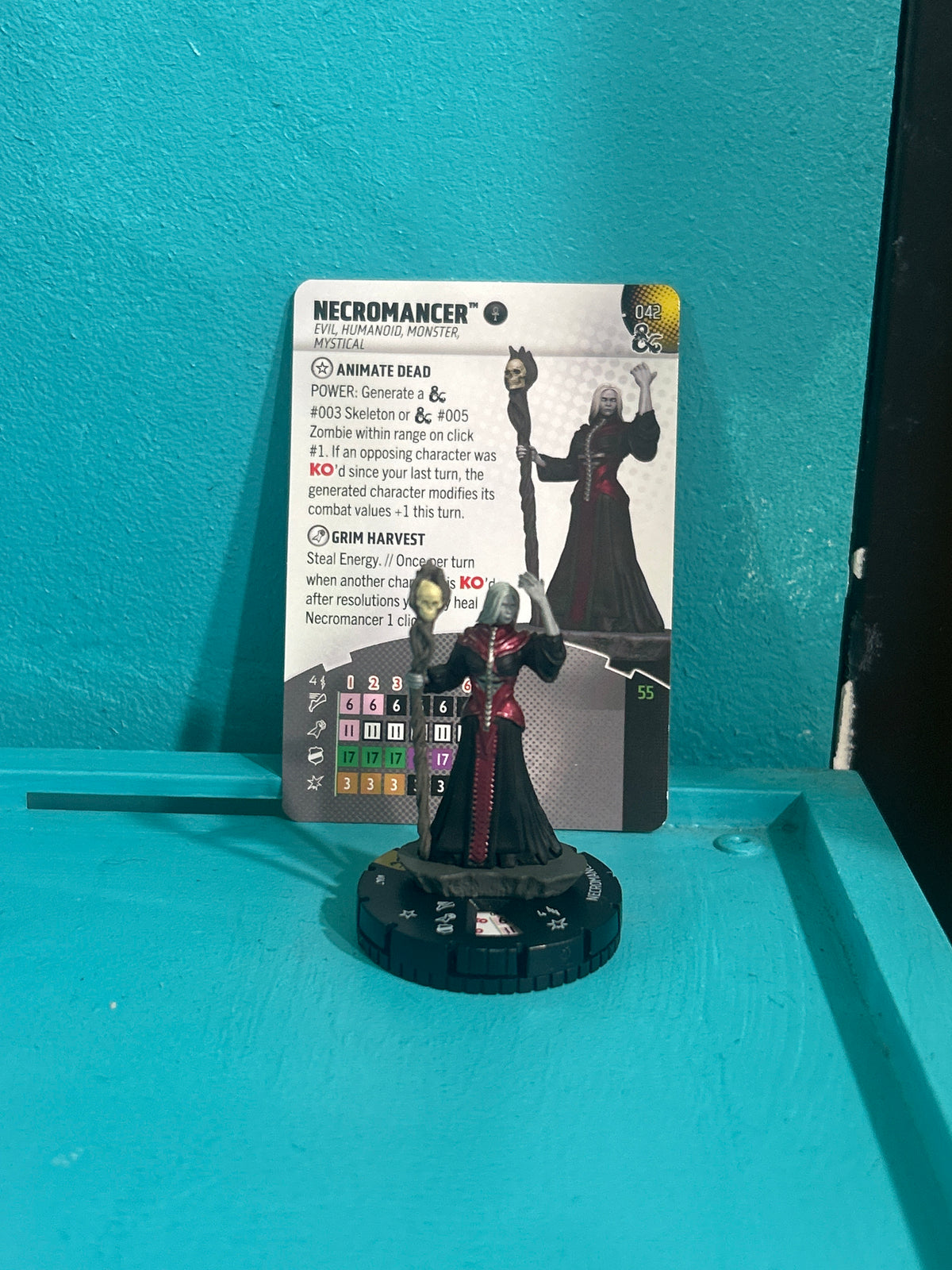 Heroclix - Dungeons & Dragons Series One - Super Rares, Chases, and Everything Else