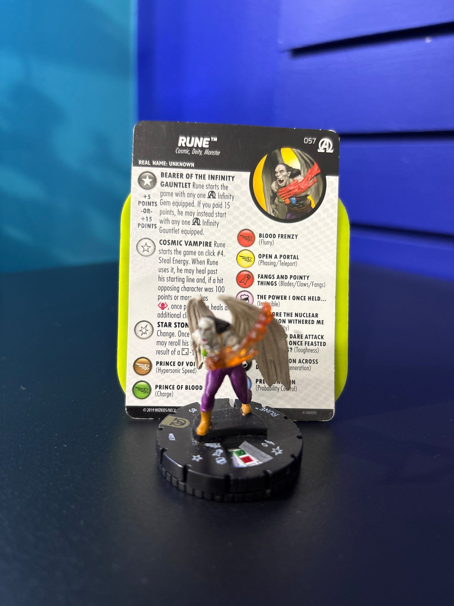 Marvel Heroclix - Avengers Black Panther and the Illuminati - Super Rares, Chases and Everything Else